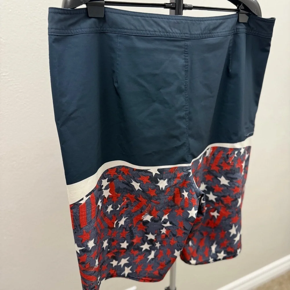 O’Neill Hyperfreak Board Shorts Men 44 Navy Patriotic USA Flag Stretch Surf Swim